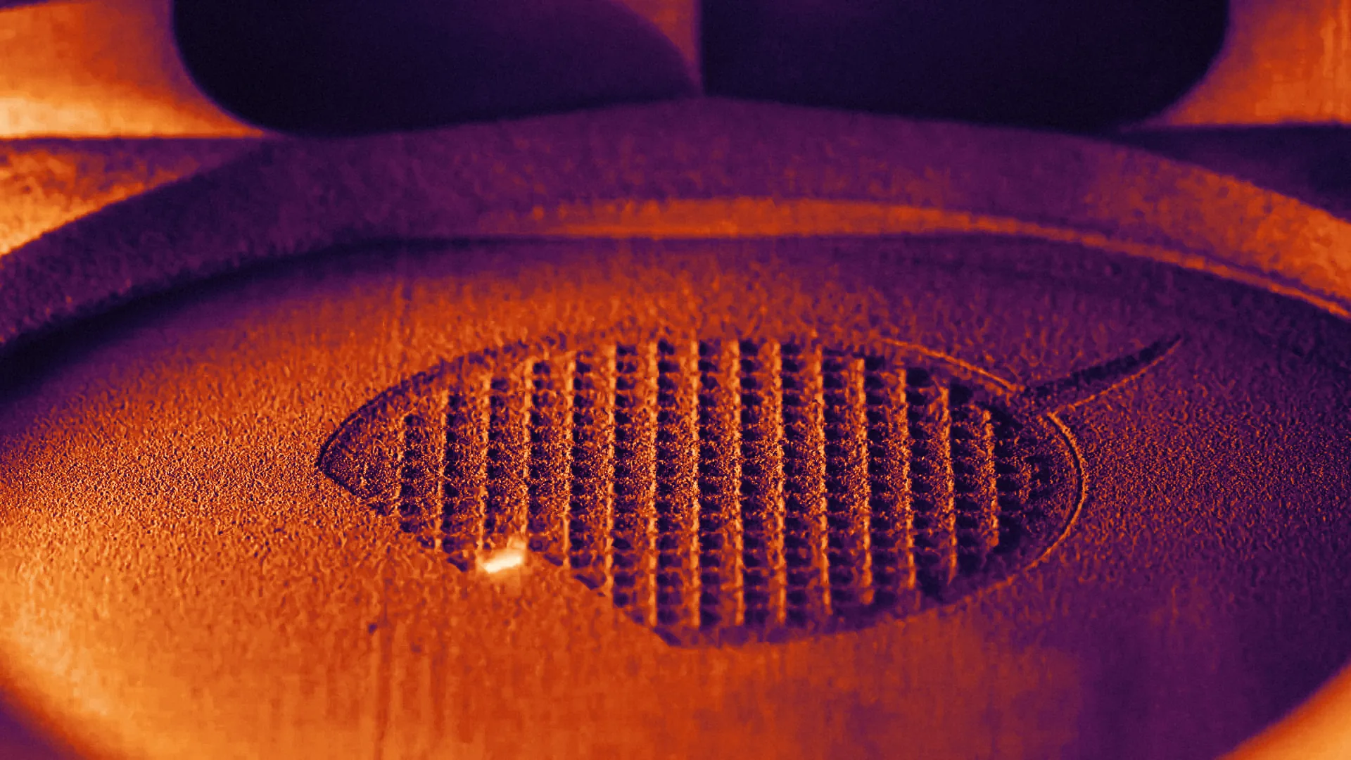 A laser fuses metal powder layer by layer: 3D printing of the GRX-810 alloy
